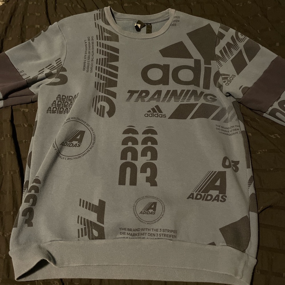 Adidas crewneck